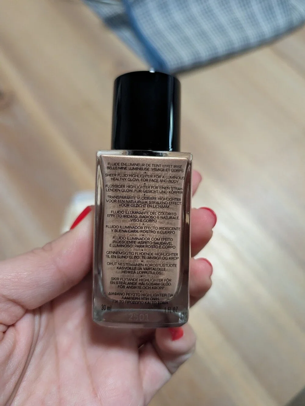 Chanel Les Beiges Sheer Healthy Glow Highlighting Fluid